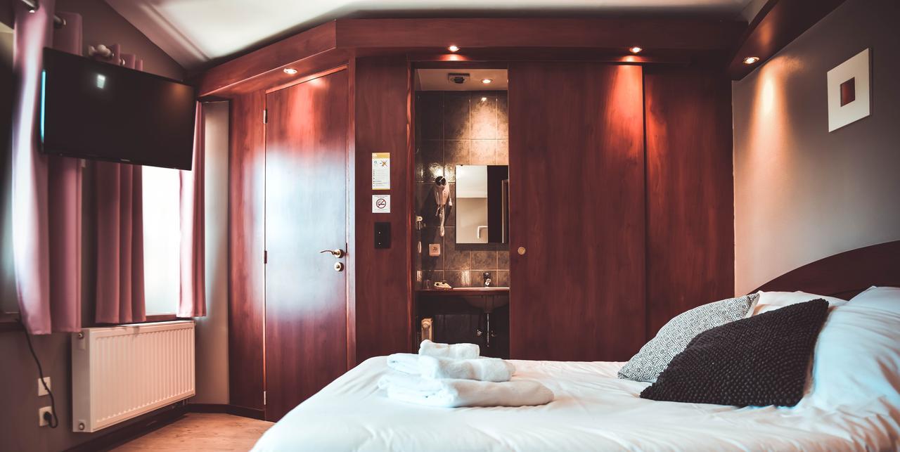 Hotel L'Etoile De Marie Rocroi Екстериор снимка