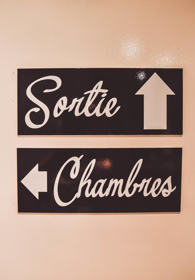 Hotel L'Etoile De Marie Rocroi Екстериор снимка