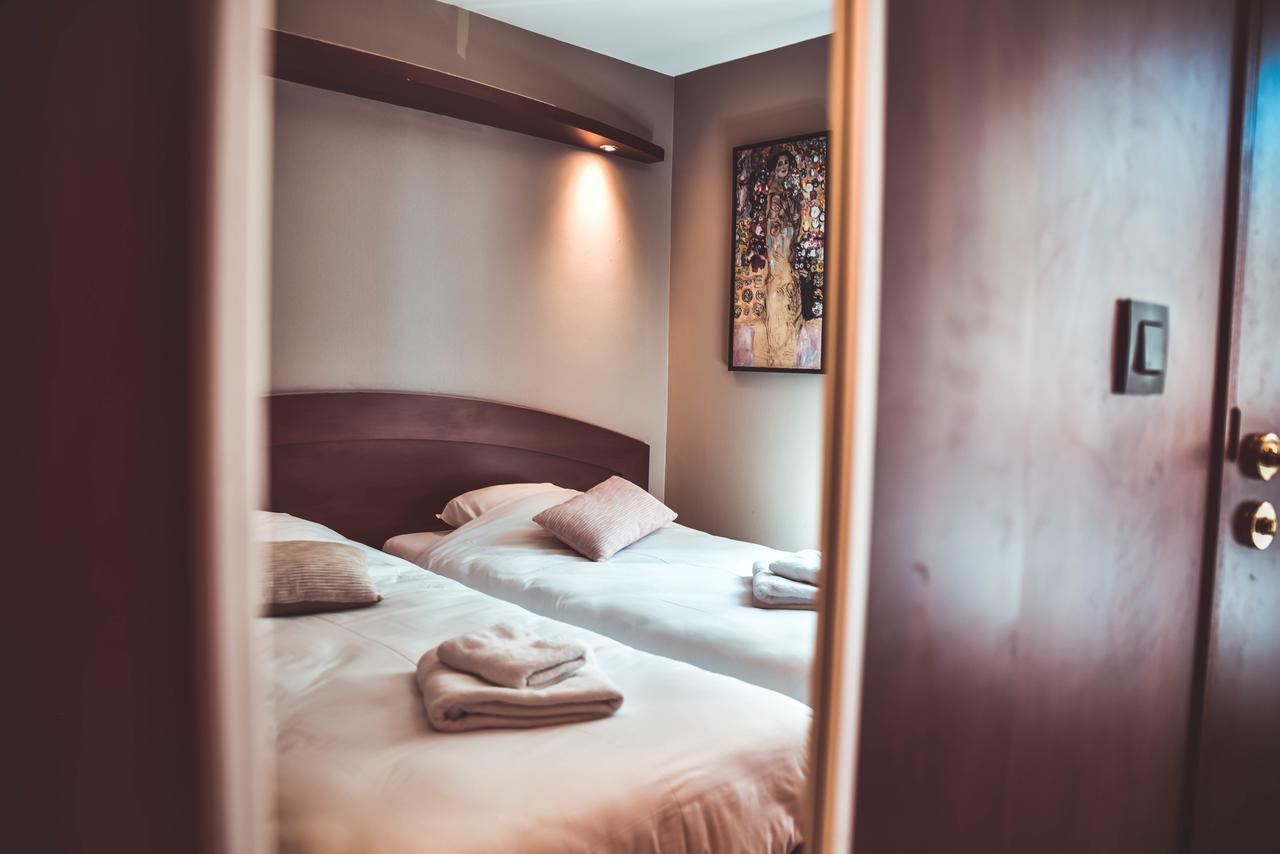Hotel L'Etoile De Marie Rocroi Екстериор снимка